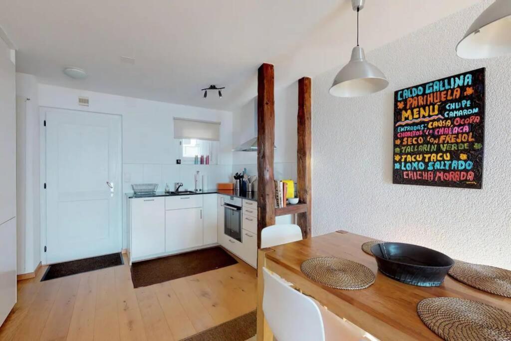 Charmant Et Lumineux Appartement Duplex A 샤메이 외부 사진